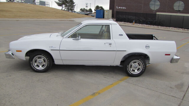 customized pinto wagon, pinchero, 1975 pinto truck, new interior, leather seats