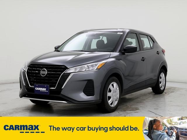 2021 nissan kicks s