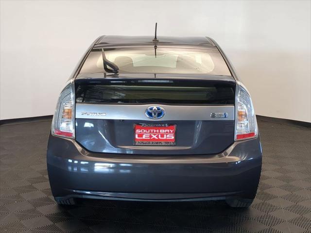2014 toyota prius plug-in base