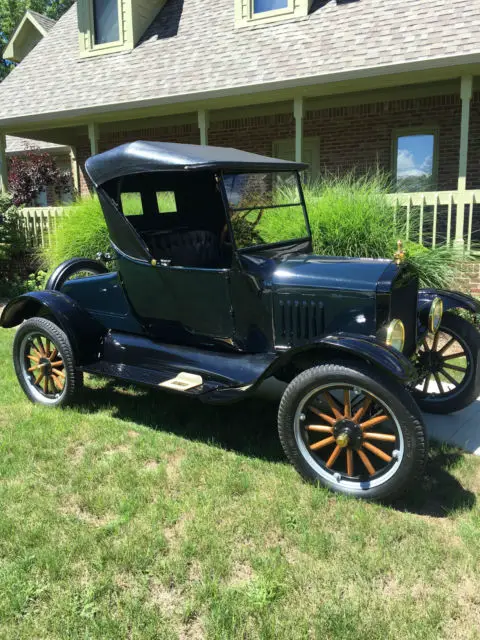 blue & black 1924 model t in great shape