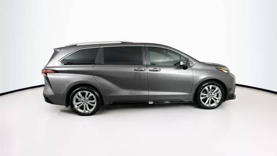 2023 Toyota Sienna