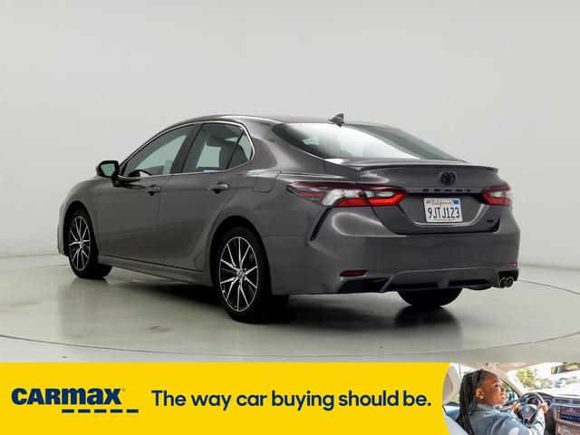 2024 toyota camry se