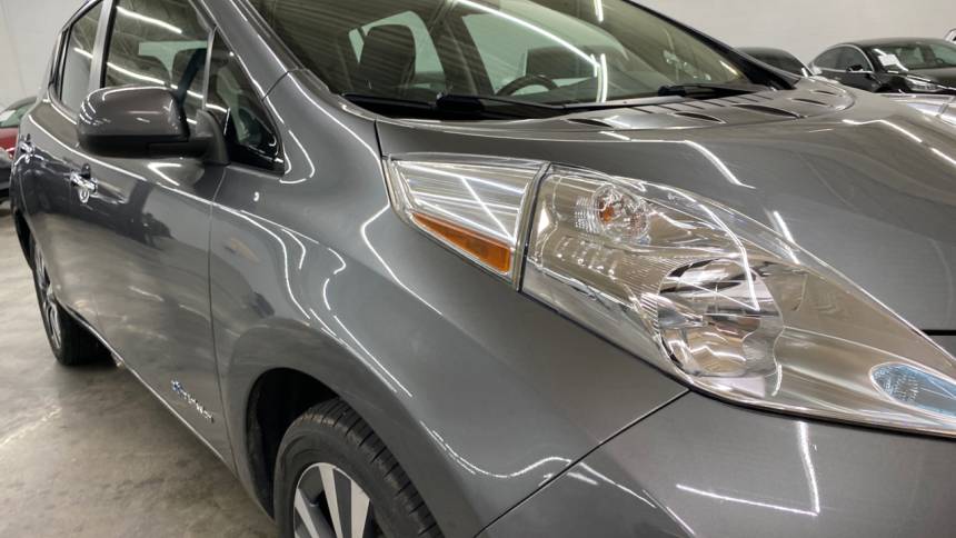 2015 nissan leaf sv