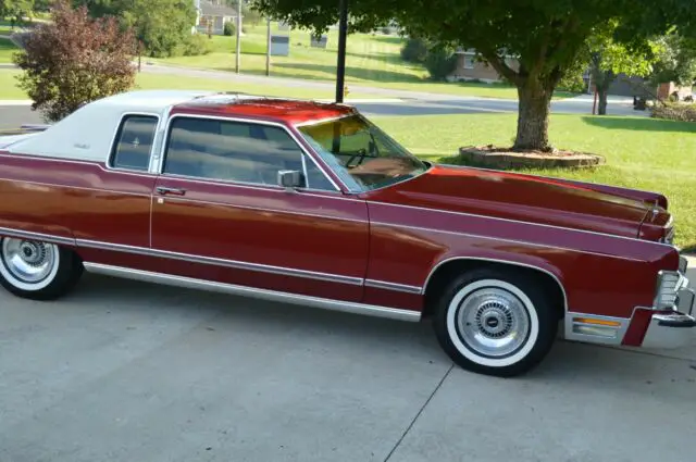 1976 lincoln continental town coupe red white top 85k miles classic 460 ci