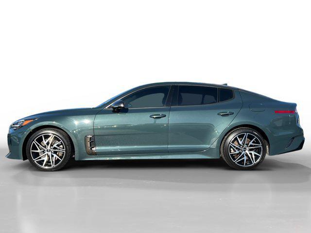 2022 kia stinger gt-line