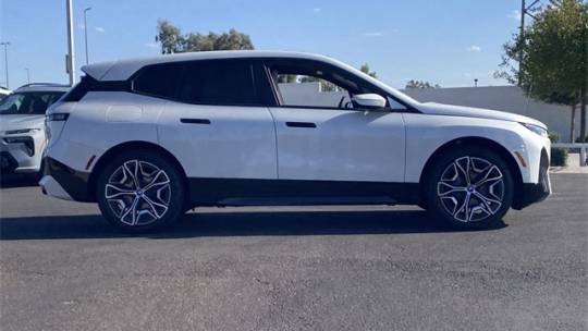 2025 BMW iX