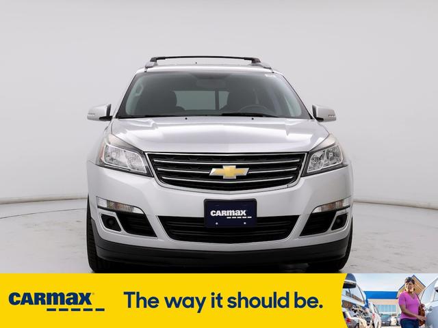 2017 chevrolet traverse lt