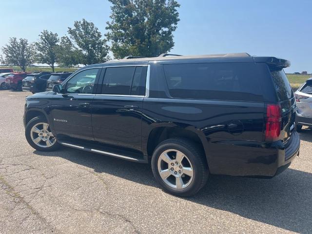 2017 chevrolet suburban ls