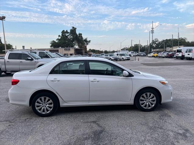 2013 toyota corolla le