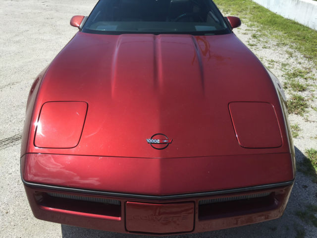 1987 chevrolet corvette base 2dr hatchback automatic 4-speed rwd v8 5.7l