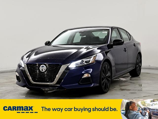2021 nissan altima sr