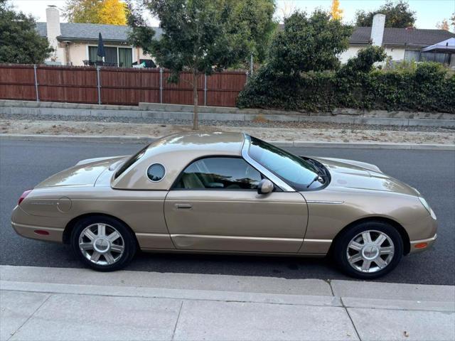 2005 ford thunderbird deluxe