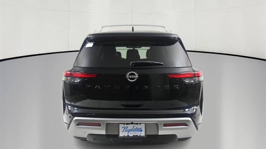 2023 nissan pathfinder sl