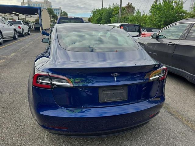 2022 tesla model 3 base