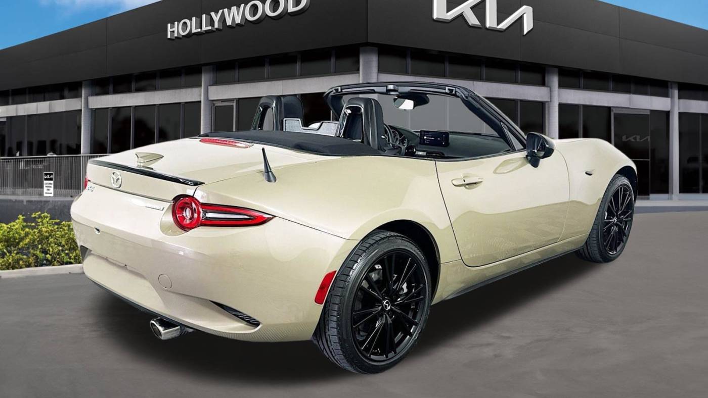 2024 mazda mx-5 miata club