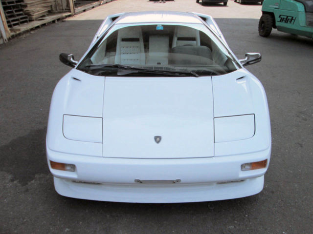 1991 lamborghini diablo 580 miles, single owner from new
