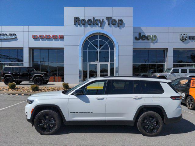 2022 jeep grand cherokee l altitude