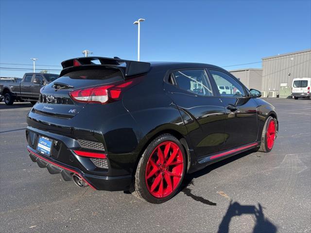 2020 hyundai veloster base