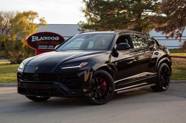2022 lamborghini urus pearl capsule