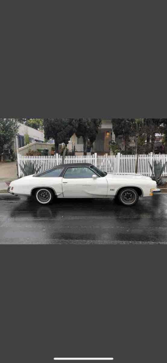 1973 oldsmobile 442 white rwd automatic