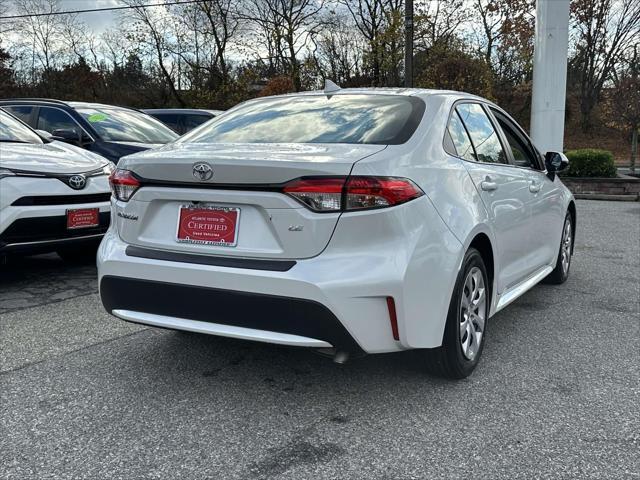 2022 toyota corolla le