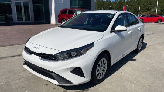 2023 Kia Forte lx