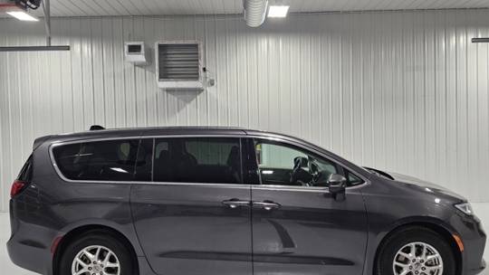 2023 Chrysler Pacifica