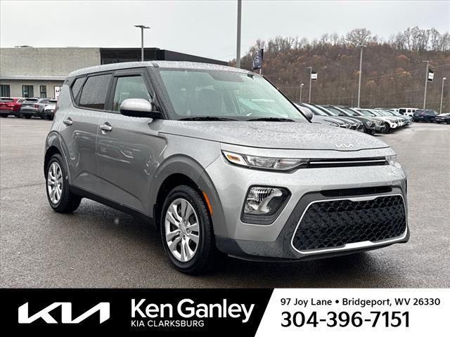 2022 kia soul lx