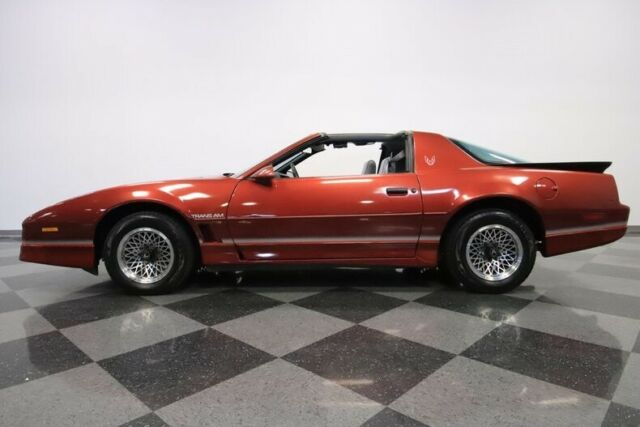 t-top fire bird red gray classic vintage collector v8 manual transam 5-speed 5 t