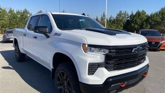 new 2024 chevrolet silverado 1500 lt trail boss crew cab standard bed 4wd