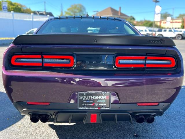 2022 dodge challenger srt hellcat