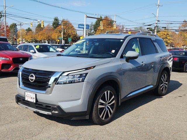 2023 nissan pathfinder platinum