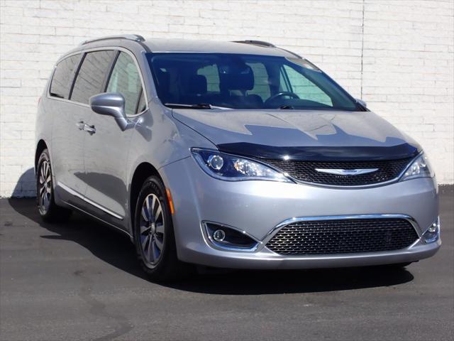 2019 chrysler pacifica touring-l plus
