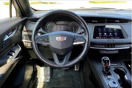 2021 cadillac xt4