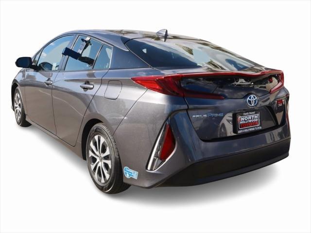 2021 toyota prius prime xle