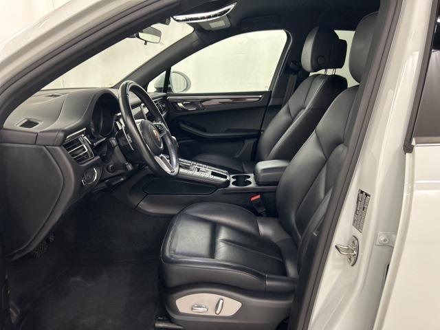 2020 porsche macan s