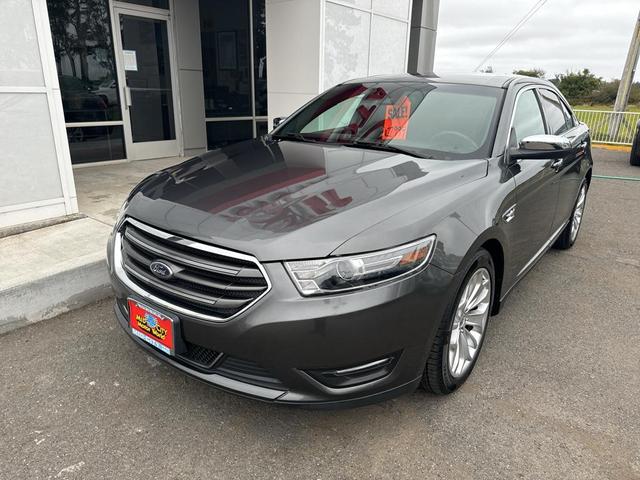2019 ford taurus limited