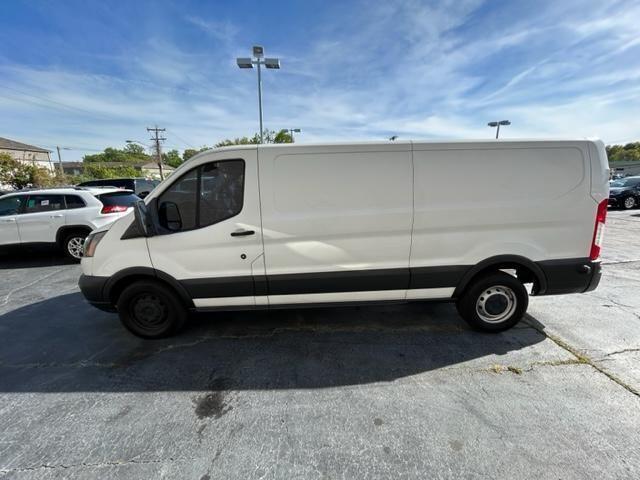 2018 ford transit-250 base