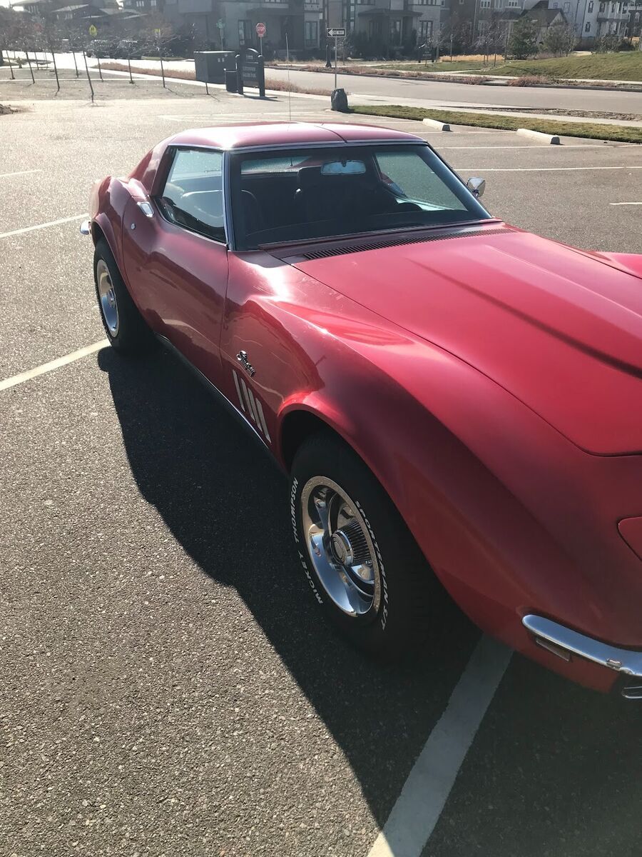 1969 chevrolet corvette coupe 2d