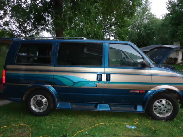 1993 chevy astro van ext 167k