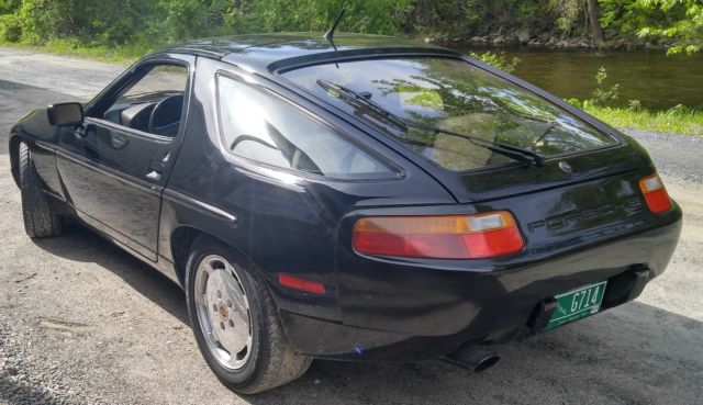 nice used 1989 porsche 928s4 5.0 v8 auto black/white
