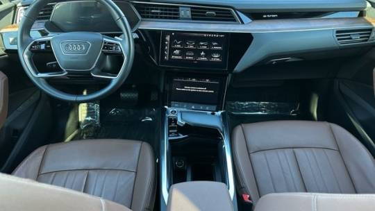 2022 Audi se