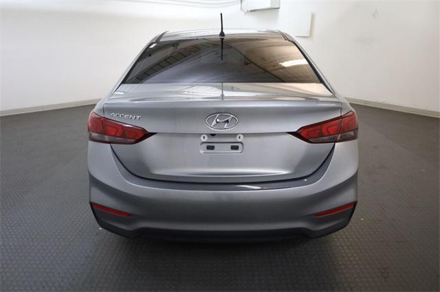2022 hyundai accent se