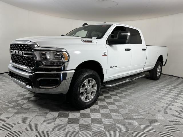 2023 ram 2500 big horn crew cab 4x4 8' box