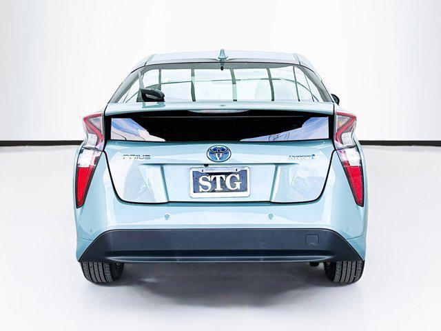 2016 toyota prius four