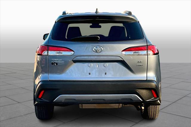 2022 toyota corolla cross le