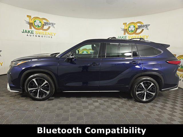 2021 toyota highlander xse