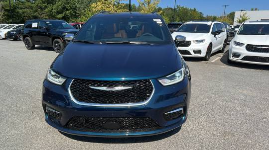 2025 Chrysler Pacifica