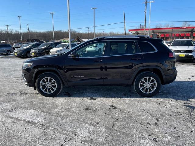 2021 jeep cherokee latitude lux
