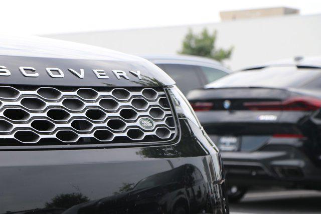 2023 land rover discovery p360 metropolitan edition